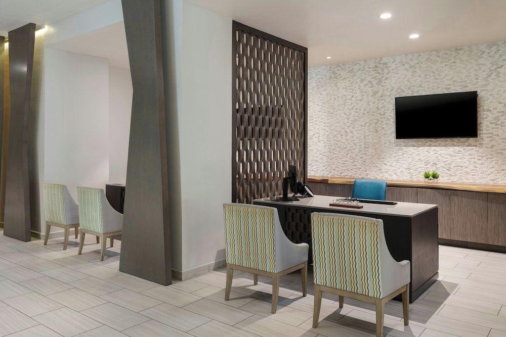 콘시어지 데스크