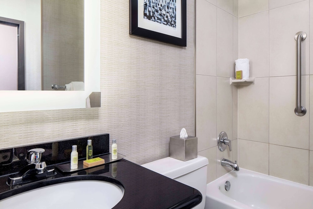 장애인 지원 욕실