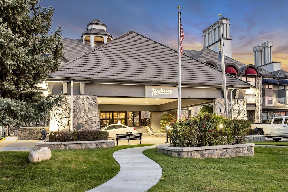 숙박 시설 정면