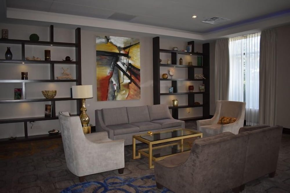 로비 좌석 공간