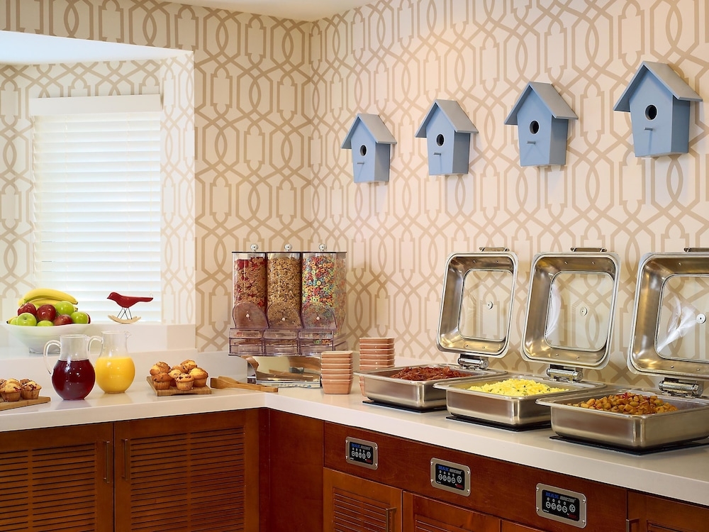 뷔페 아침 식사