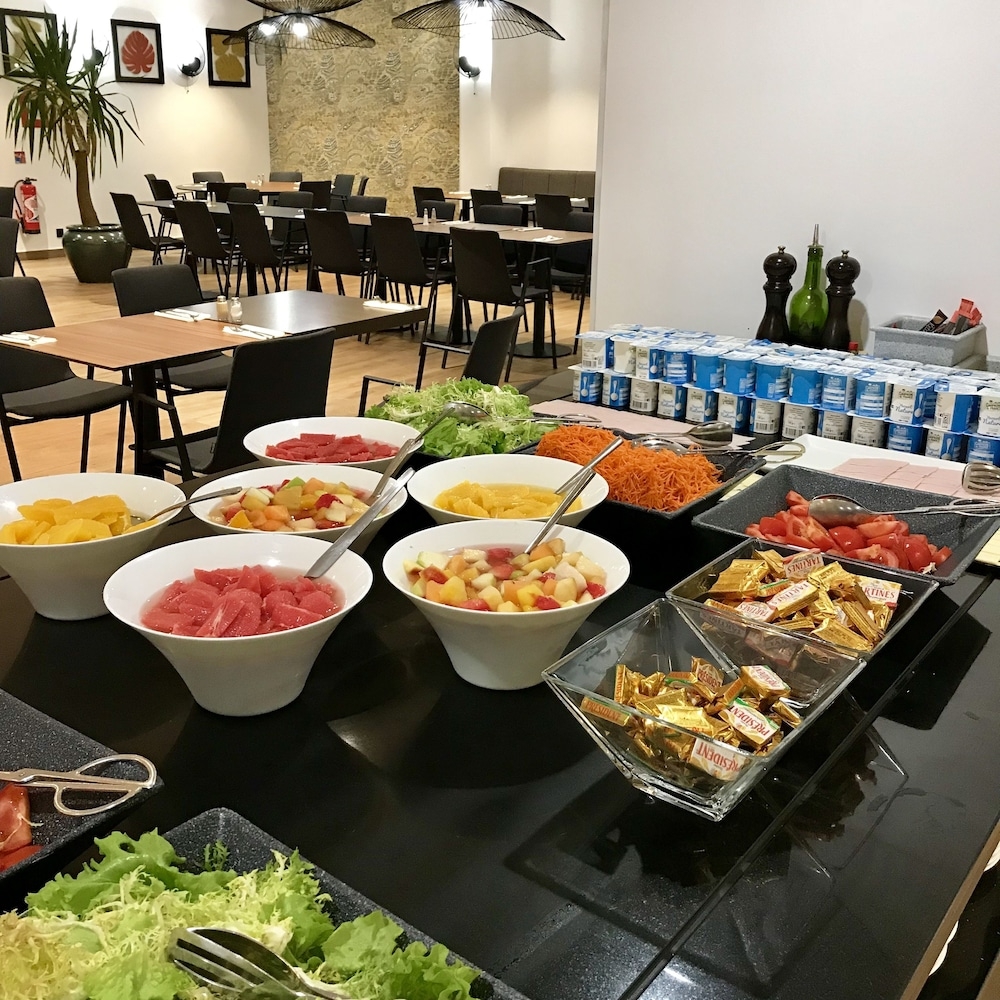 뷔페 아침 식사