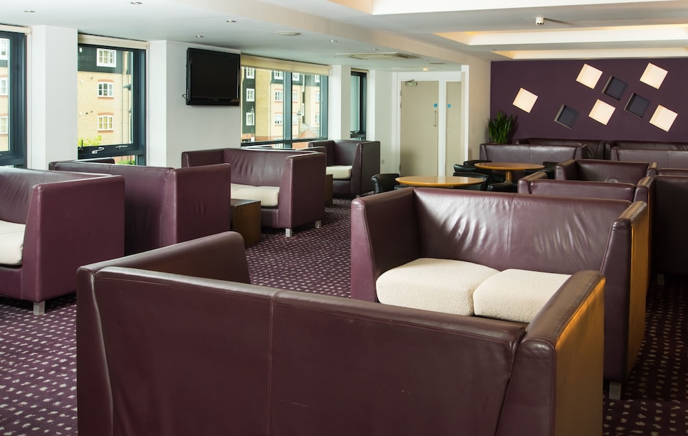 로비 좌석 공간