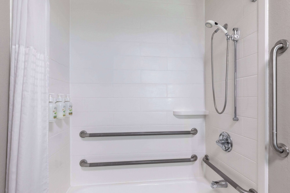 장애인 지원 욕실