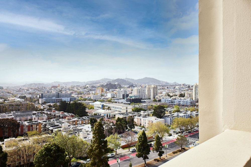 숙박 시설의 전망