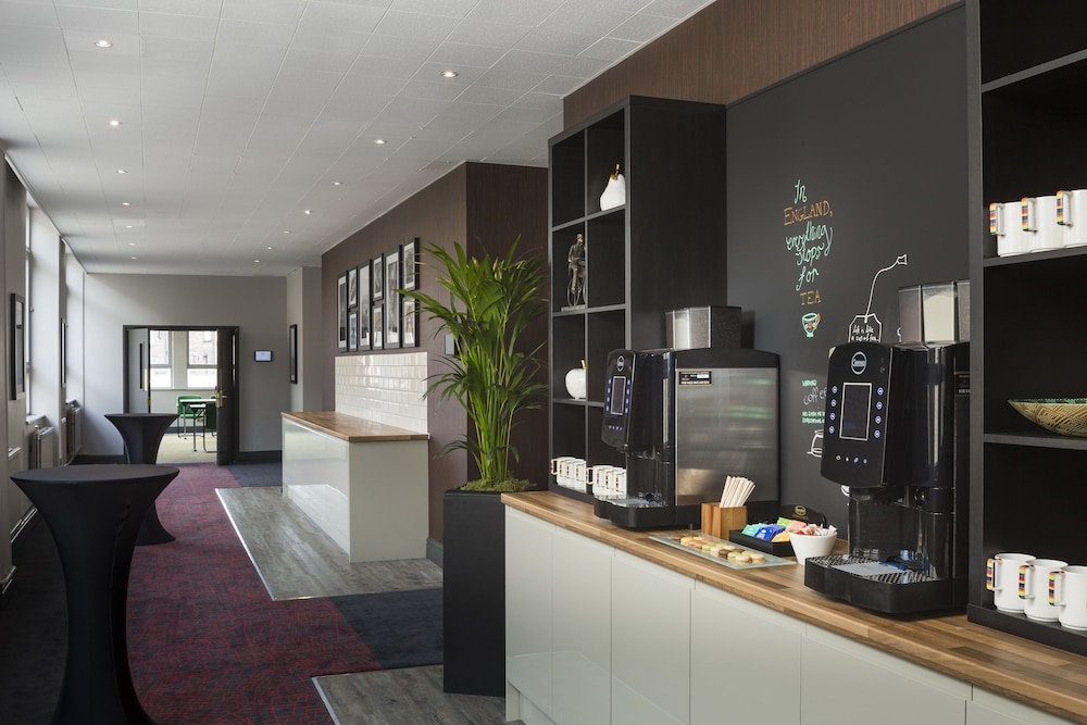 숙박 시설 내 편의 시설/서비스