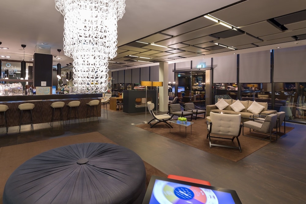 로비 좌석 공간