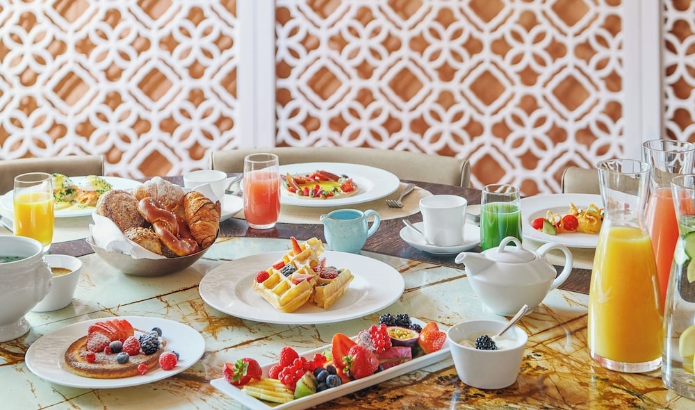 뷔페 아침 식사