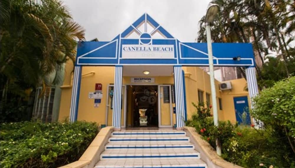 숙박 시설 정면