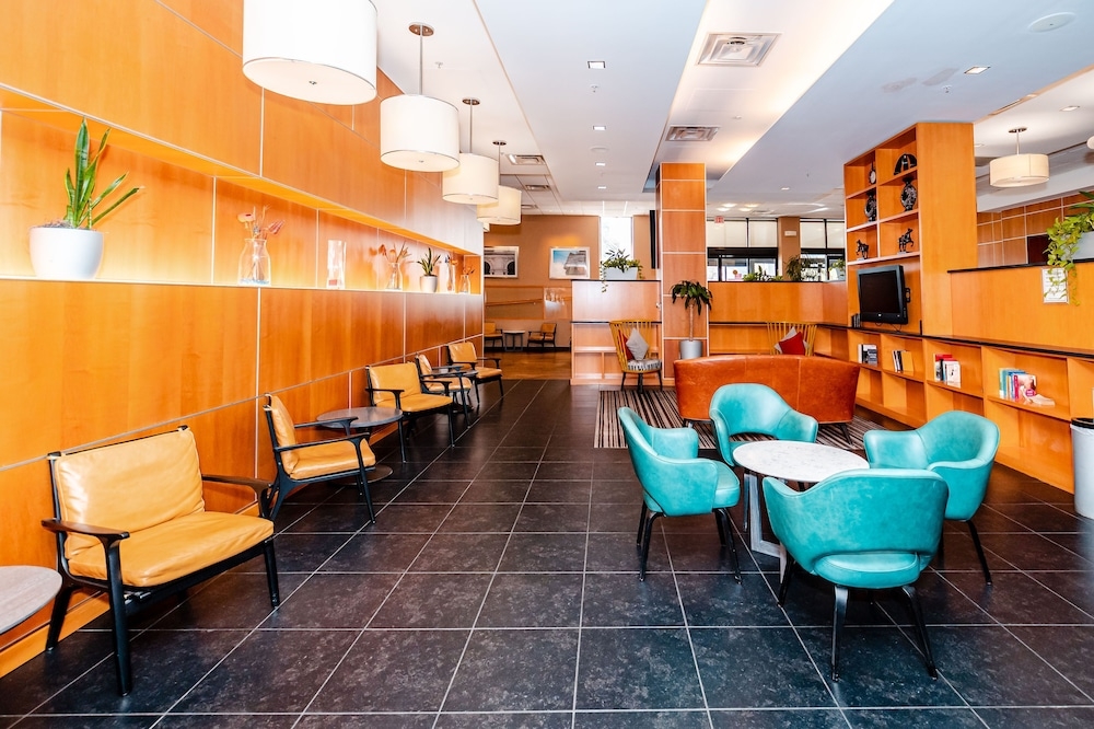 로비 좌석 공간