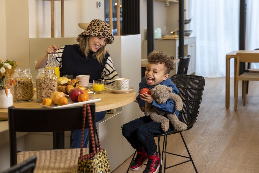 뷔페 아침 식사