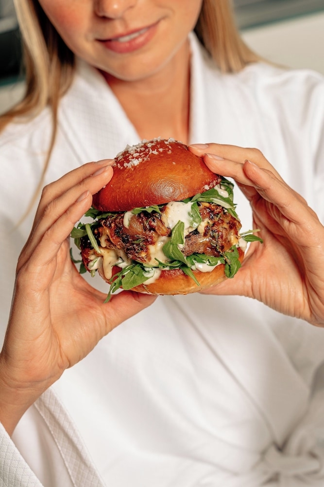 숙박 시설 내 편의 시설/서비스