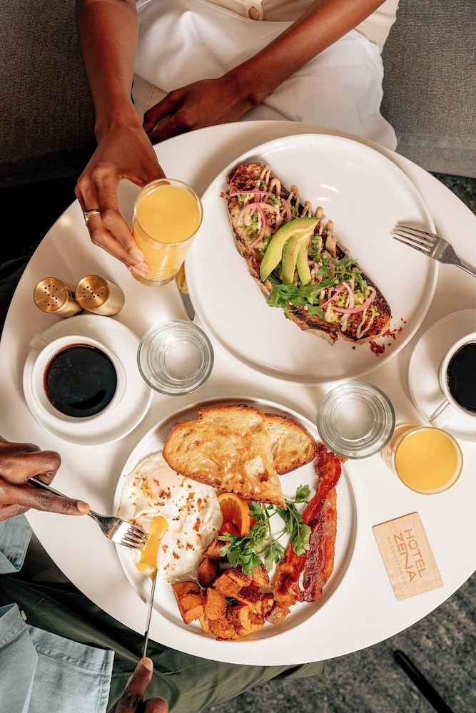 숙박 시설 내 편의 시설/서비스