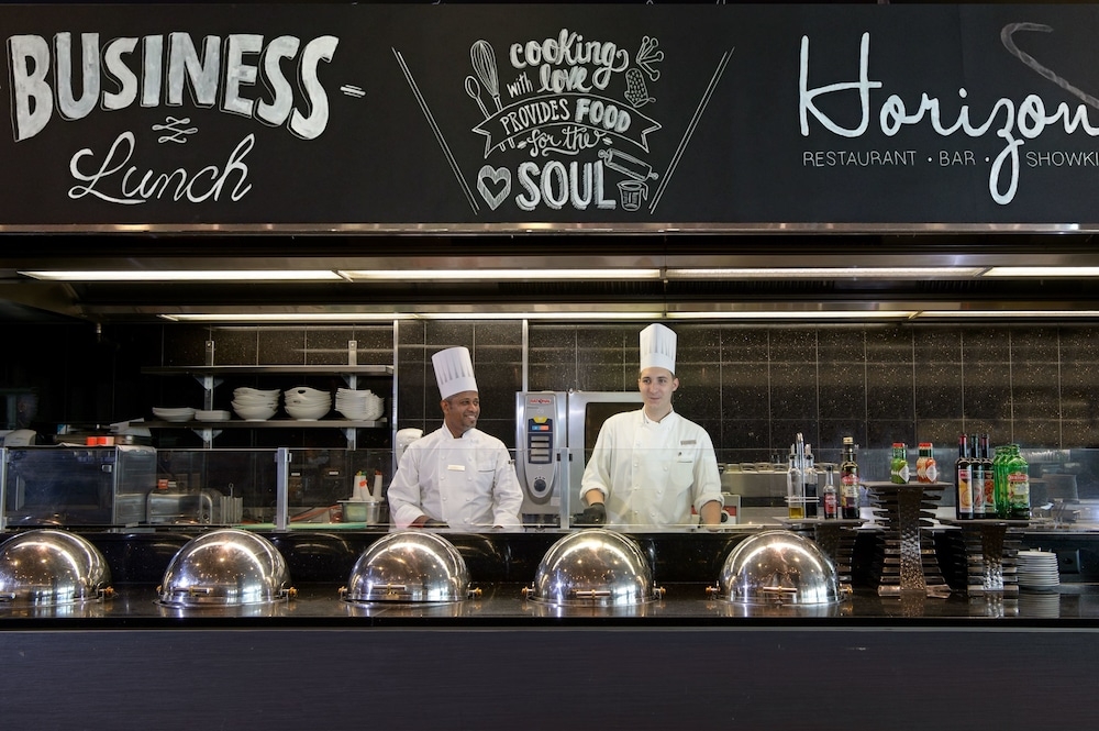 뷔페 아침 식사