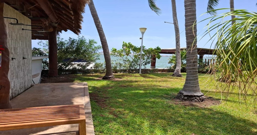 숙박 시설 구내