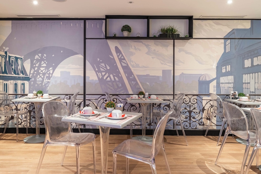 뷔페 아침 식사