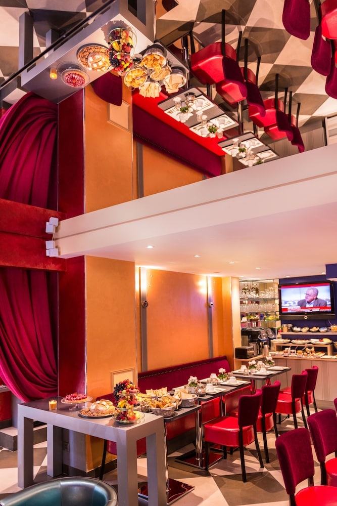 바(숙박 시설 내)