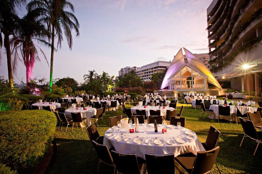 야외 연회 공간