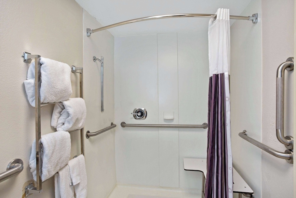 장애인 지원 욕실