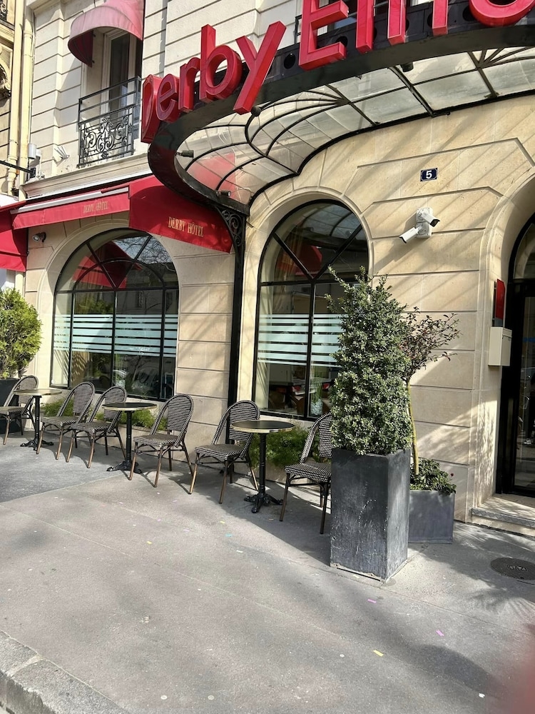 숙박 시설 정면