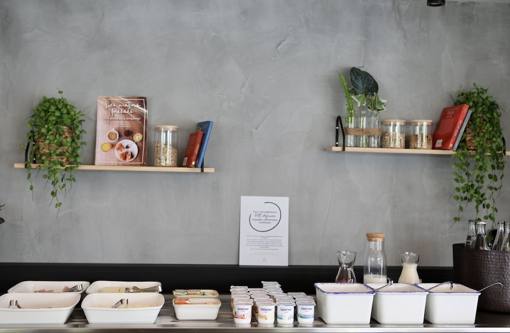 뷔페 아침 식사