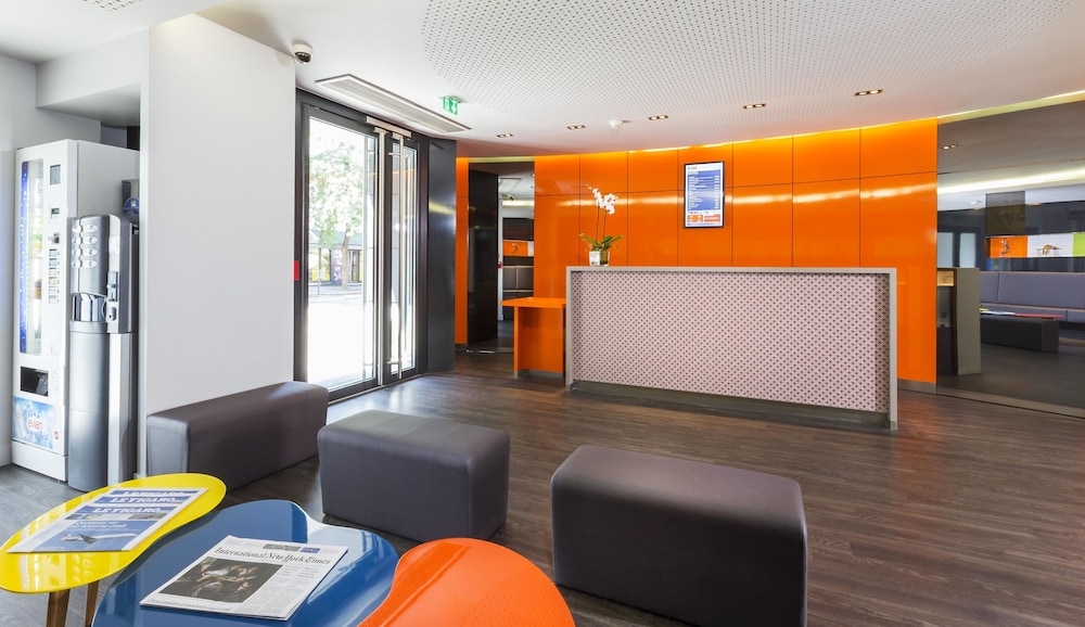 체크인/체크아웃 키오스크