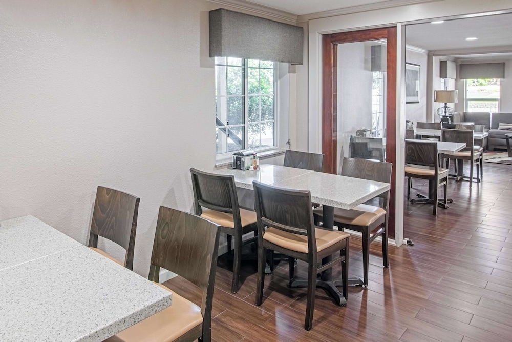 아침 식사 공간