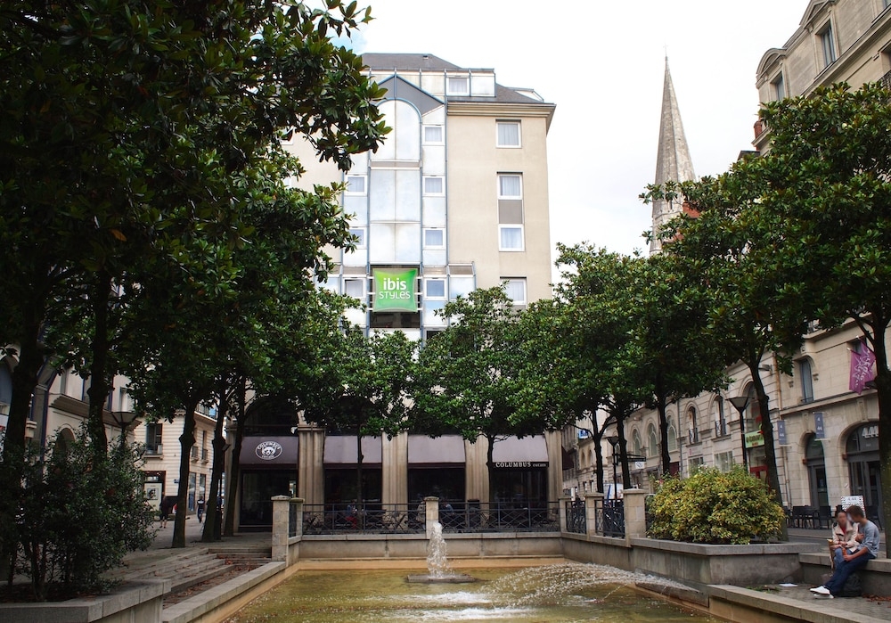 숙박 시설 정면