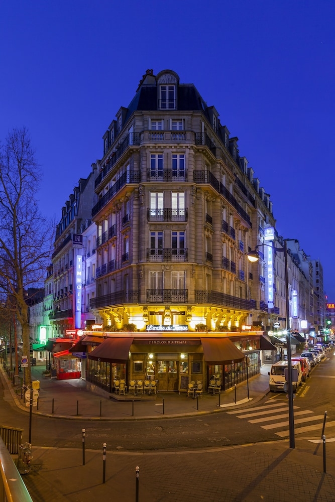 숙박 시설 정면