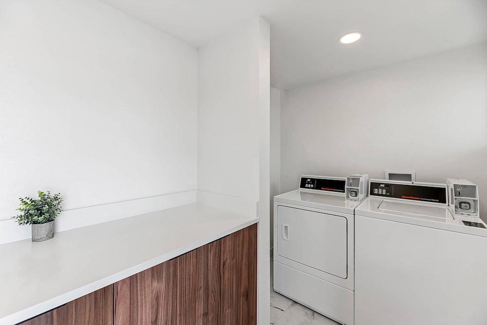 숙박 시설 내 편의 시설/서비스