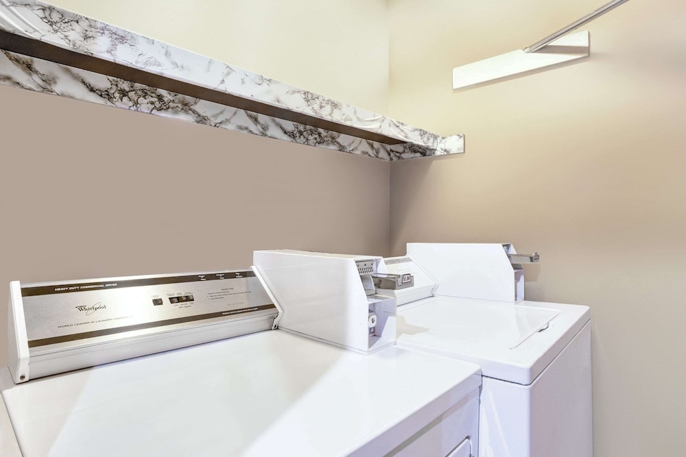 숙박 시설 내 편의 시설/서비스