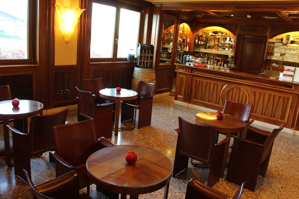 바(숙박 시설 내)