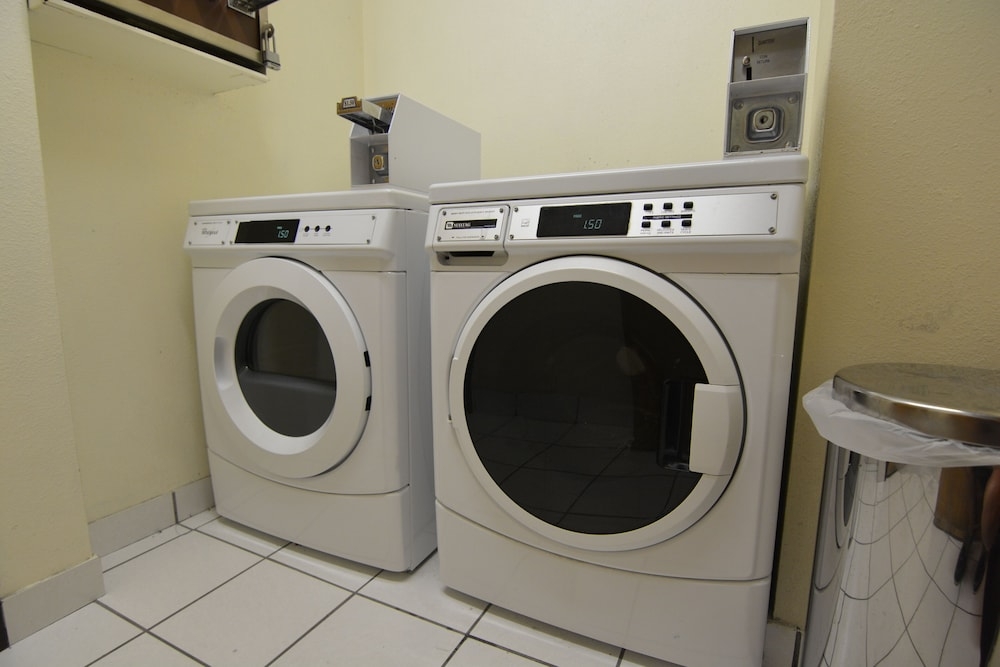 숙박 시설 내 편의 시설/서비스