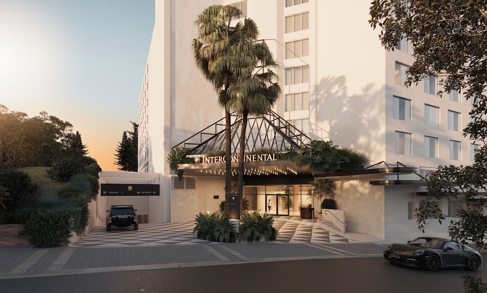 숙박 시설 입구