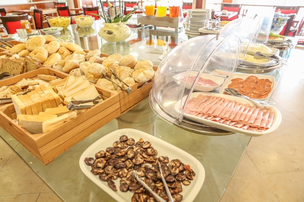 뷔페 아침 식사