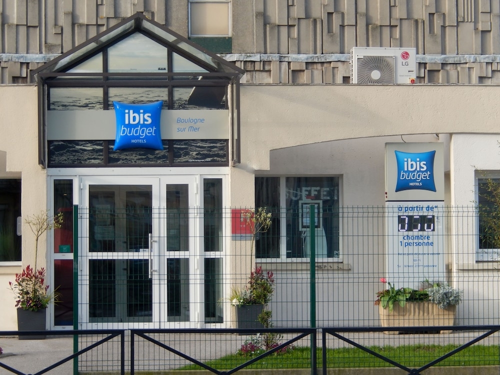 숙박 시설 정면