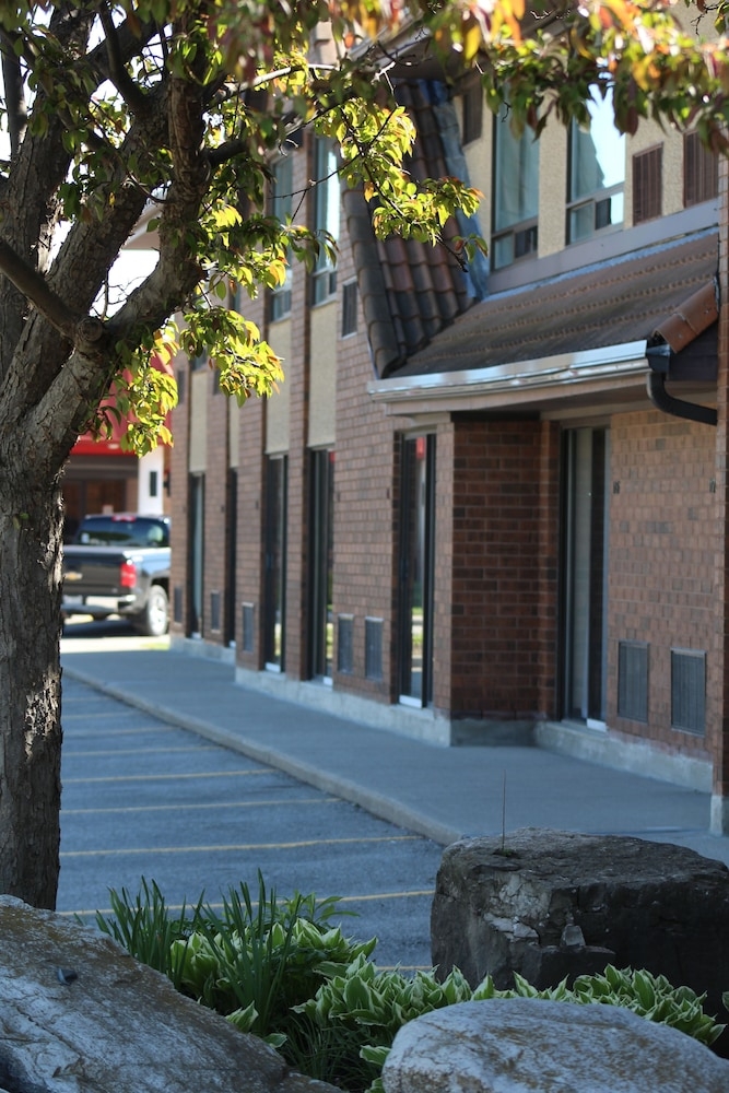 숙박 시설 구내