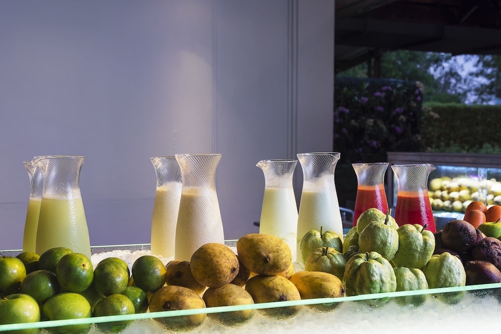 뷔페 아침 식사