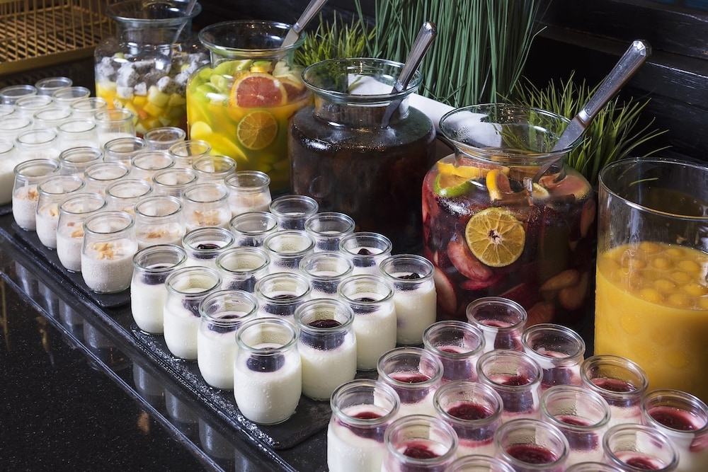 뷔페 아침 식사