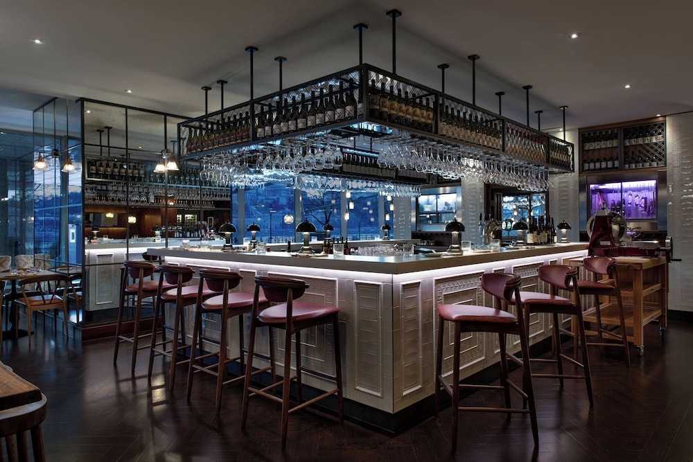 바(숙박 시설 내)