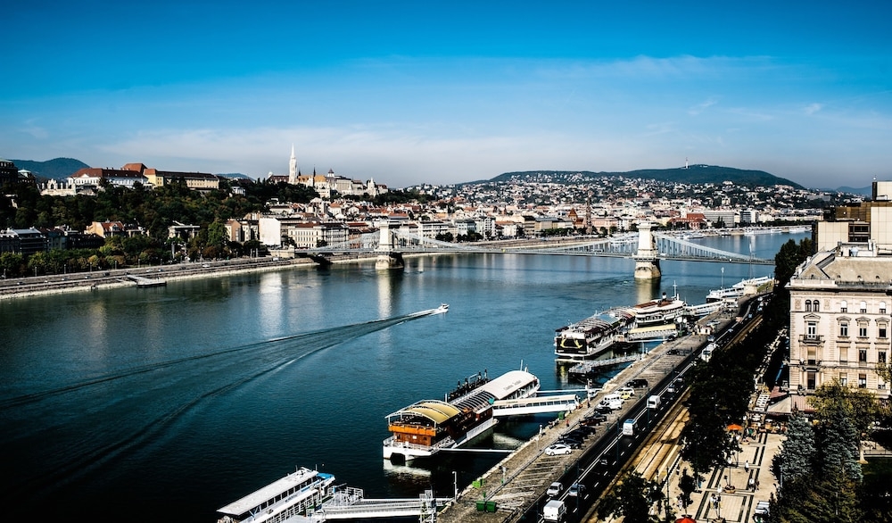 숙박 시설의 전망