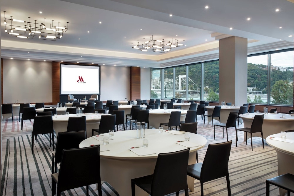 바(숙박 시설 내)