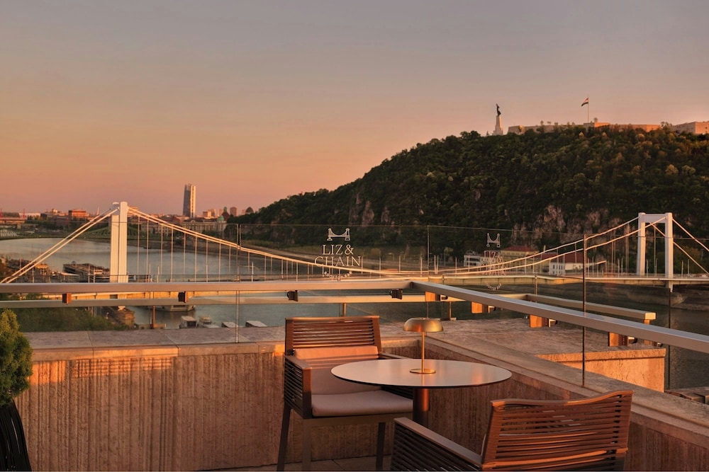 바(숙박 시설 내)