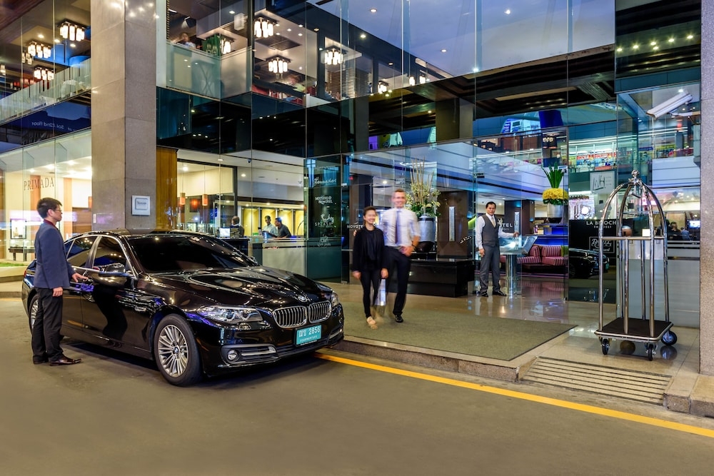 숙박 시설 입구