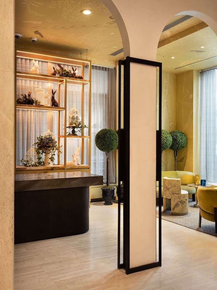 콘시어지 데스크