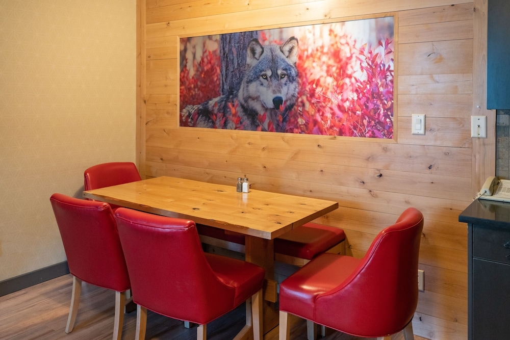 객실 내 식사 공간