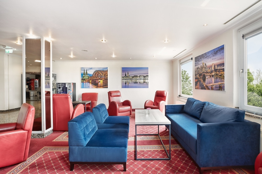 로비 좌석 공간