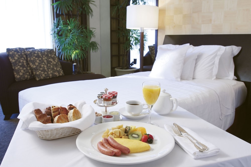 룸서비스 - 식사