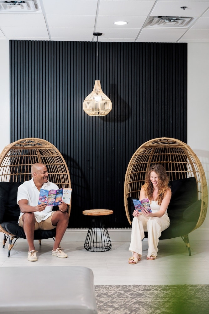 로비 좌석 공간