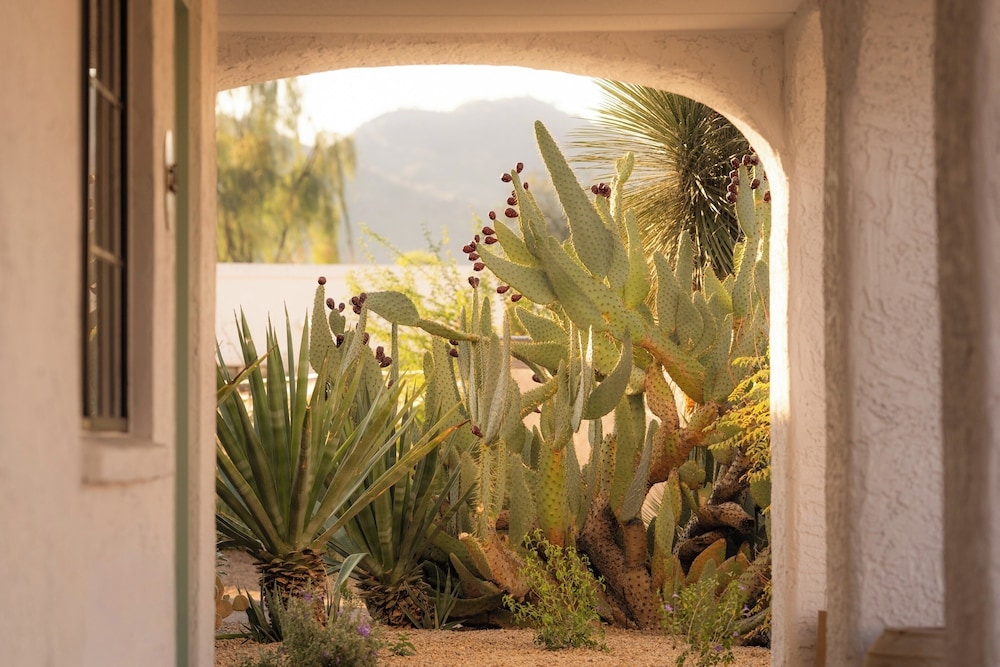 숙박 시설 구내